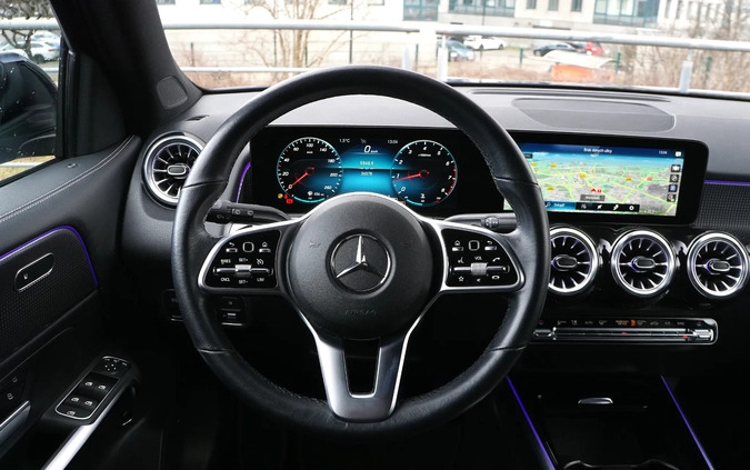 Mercedes-Benz GLB cena 164900 przebieg: 36000, rok produkcji 2022 z Dąbrowa Górnicza małe 301